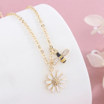 [COD] Little Pendant Necklace Female Ins Cold Wind Clavicle Net Jewelry