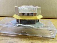 New TomyTec 4028 N Scale Corner shop, dimensions L11W8H5 ใหม่ ร้าน TomyTec 4028 N Scale Corner ขนาด L11W8H5