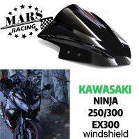 ♠❣กระจกหน้ารถมอเตอร์ไซค์กระจกบังลมหน้าฟองน้ำสองชั้นกระจกหน้าสำหรับ KAWASAKI NINJA250 NINJA300 300R อดีต2013 2014 2015 2016 2017