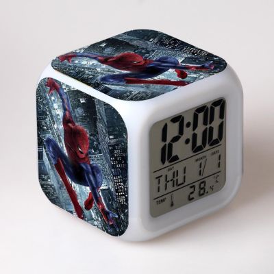 【Worth-Buy】 สติกเกอร์การ์ตูนสำหรับห้องเด็กตกแต่งนาฬิกาปลุก Led ดิจิตอลมนุษย์แมงมุมสำหรับเด็กนาฬิกาตั้งโต๊ะแบบอิเล็กทรอนิกส์