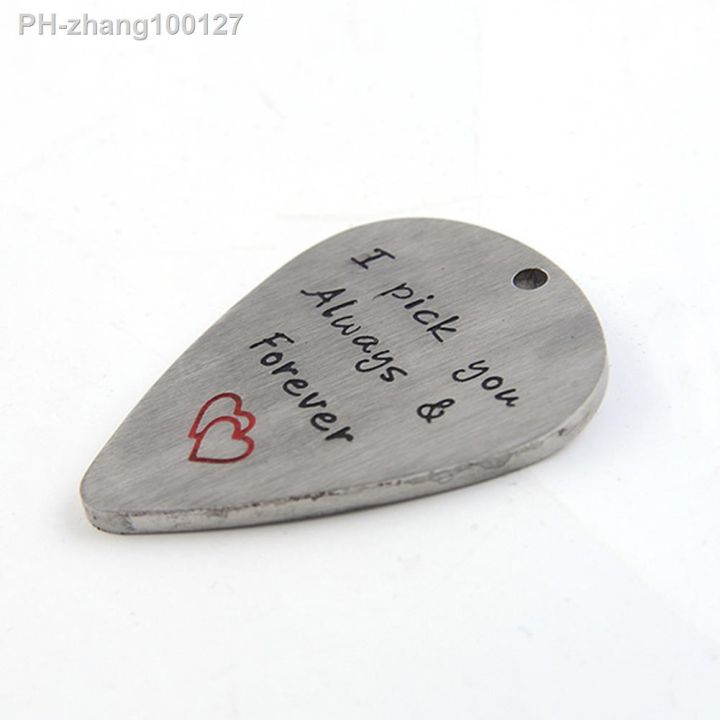 metal-ukulele-picks-pendant-with-hole-letters-carved-guitar-picks-bass-mediator-acoustic-electric-accessories-classic-1-7mm