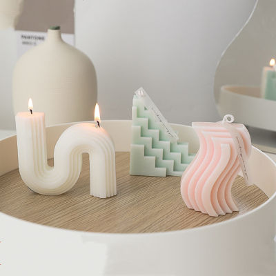 O•urHomeเทียนรูปทรงเรขาคณิตGeometricShape Candleของขวัญเล็กๆที่สร้างสรรค์ ของตกแต่งบ้านแฮนด์เมดอุปกรณ์ประกอบฉากภาพ ตกแต่งร้านกาแฟ เครื่องประดับ