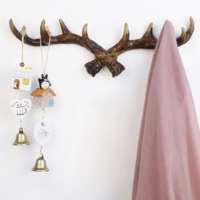 Deer horn sculpture wall decoration 40x13.5cm decorative hangers Vintage style home decoration office shop key hanger