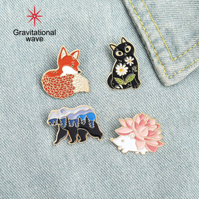 Gravitational Wave Enamel Pin สไตล์ญี่ปุ่นน่ารักเครื่องประดับ Fox Cat เม่นหมีเข็มกลัดรูปทรงสำหรับเดินทาง