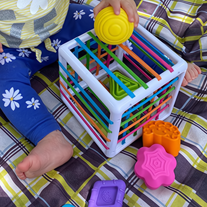 2021 Baby Shape Sorting Toy Motor Skill Tactile Touch Toy 10 Months To 3 Years InnyBin Soft Cube