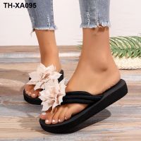 ?◑☊✣ New fashion thin-soled sandals and slippers for women summer wedge flip-flops Korean version sweet flower beach shoes