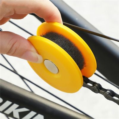 Bike Chain Oiler Lubricating Cycling Gear Roller Gadget Practical Tool Bike Accessories Bicycle Chain Repair Tools
