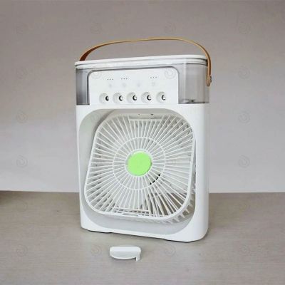 ใหม่ เครื่องทำความชื้นอากาศขนาดเล็ก เครื่องทำน้ำเย็น 5 สเปรย์พัดลม usb humidifying air conditioner พ ไฟ LED 7 โหมด ความจุ 600 มล พัดลมตั้งโต๊ะ Humidifier เคร