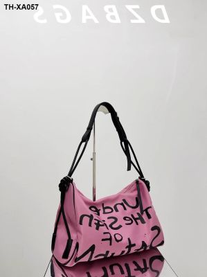nylon fabric commuter bag shoulder new personality graffiti letters large capacity BaoChao oblique satchel tottenham