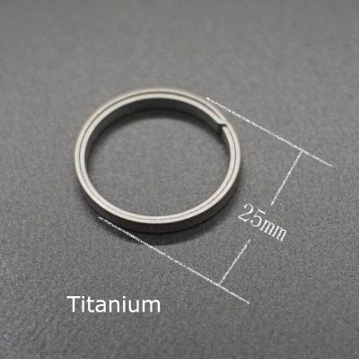 New Top Titanium Key Ring Titanium Alloy Car Key Chain Outdoor Small Tool Car Keychian Accessories K3136 Key Chains