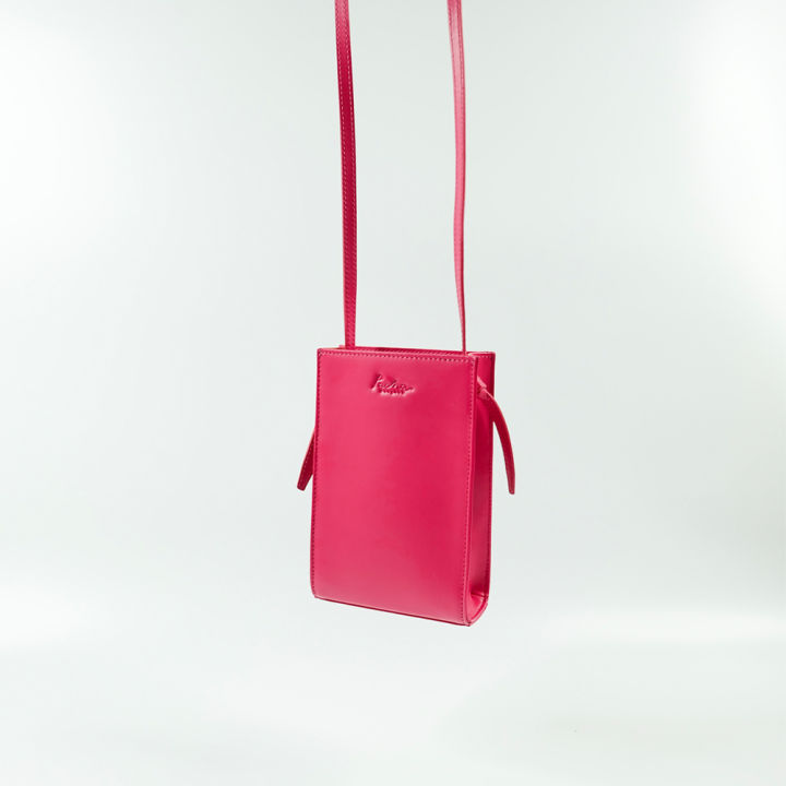 pacha-mars-กระเป๋า-crossbody-หนังแท้-สี-ชมพู-shocking-pink