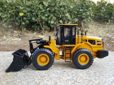 Diecast Alloy 1:35 Scale SANY Loader SYL956H Forklift Construction Machinery Engineering Vehicle Model Metal Die-Cast Collection