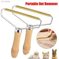 ✿✚™ Portable Lint Remover Pet Hair Remover Brush Carpet Wool Coat Clothes Lint Pellet Manual Shaver Removal Scraper Cleaning Tool