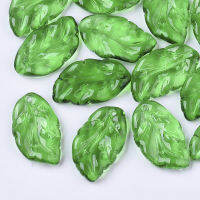 20pc Transparent Spray Painted Glass Pendants Leaf Green 27.5x15~17x3.5~4.5mm Hole: 1.4mm