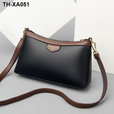 middle-aged female bag 2023 new contracted joker single shoulder slope soft leather lady mother-in-law packets