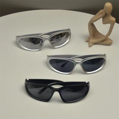 แว่นตากันแดดแว่นกันแดดกีฬา Y2k สำหรับผู้หญิงแว่นสี่เหลี่ยมผู้ชายหรูหราใหม่ UV400กระจกที่มีสีสันแฟชั่น Oculos De Sol
