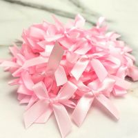 ；‘。、’ (200 Pcs) 4Cm*4Cm Fresh Pink Rion Bows Small Size Polyester Satin Rion Bow Flower DIY Craft Decoration