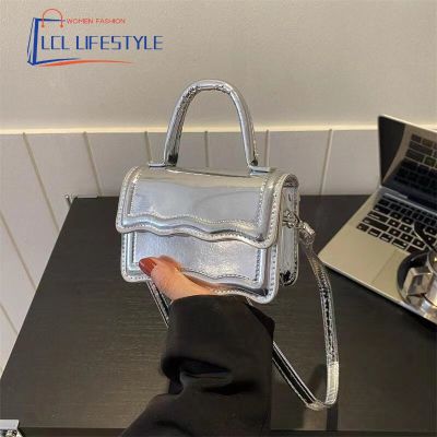 【พร้อมส่ง】LCL LIFESTYLE กระเป๋าผู้หญิง กระเป๋าสะพายข้าง กระเป๋าแฟชั่น  รุ่น D-1464