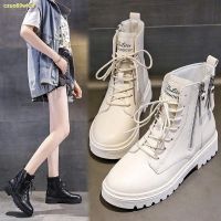 COD จัดส่งทันทีMartin boots ผู้หญิง 22 ใหม่สไตล์เกาหลีรองเท้าสั้น all-match อังกฤษ lace-up high-top รองเท้าผู้หญิง