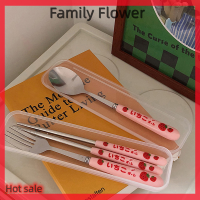 Family Flower Flash Sale 3ชิ้น/เซ็ต CUTE strawberry เซรามิคสแตนเลสบนโต๊ะอาหารช้อนส้อมตะเกียบ