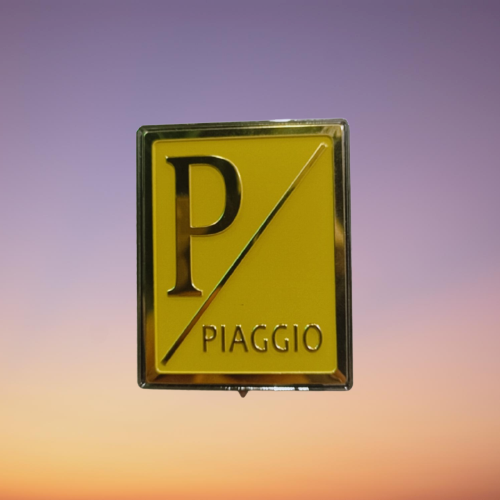 Logo chữ P xe Piagio - chữ P vàng - Nền vàng - 8832z. | Lazada.vn