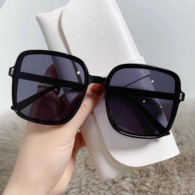 2022-fashion-designer-square-sunglasses-woman-retro-vintage-gradient-sun-glasses-female-clear-lens-black-white-oculos-de-sol