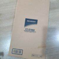 Sharp แผ่นกรองกลิ่น ของแท้ 100% จากญี่ปุ่น รุ่น FZ-D70DF สำหรับเครื่องฟอกอากาศรุ่น KC-D70, KC-E70, KC-F70, KI-GS70