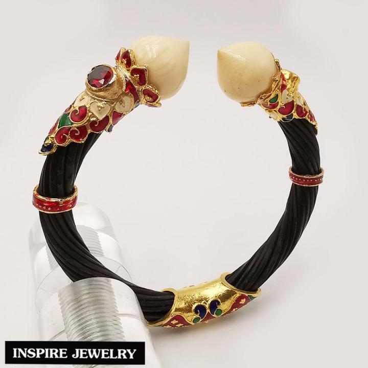 inspire-jewelry-กำไลหางช้าง-สีดำ-ประดับหัวบัวกระดูกช้าง-ตัวเรือนขึ้นเงินแท้-92-5-ชุบทองลงยา-ฝังพลอยพม่าแท้-เป็นเครื่องประดับมงคล