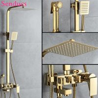 【LZ】∈☽  Luxo ouro latão guindaste de chuveiro com 8 polegadas chuvas praça cabeça de chuveiro montagem na parede misturador do chuveiro quente e frio conjunto