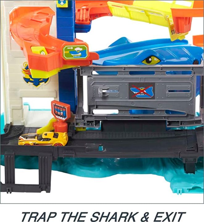 hot-wheels-city-shark-escape-playset-ฮอตวีลซิตี้-ชุดรางฉลาม-รุ่น-hmf86