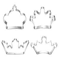 4ชิ้นแม่พิมพ์บิสกิตการ์ตูน Sugarcraft เจ้าหญิงเครื่องมืออบขนม DIY กษัตริย์ชาร์ลส์ III Crown ตกแต่งหน้าเค้กขนมสแตนเลสสตีลขึ้นรูป Fondant ที่ตัดคุกกี้พิธีราชาภิเษก