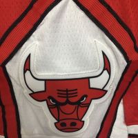 The bulls new red shorts embroidery 23 old Joe basketball pants