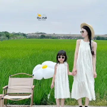 Thời trang đi biển dành cho mẹ bầu- PK sản 43 Nguyễn Khang