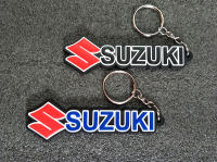 KEYRcSu05 พวงกุญแจยาง มอเตอร์ไซค์ 2 ชิ้น โลโก้ "ซูซูกิ" พวงกุญแจรถยนต์ พวงกุญแจยาง มอเตอร์ไซค์ รถซิ่ง รถแต่ง รถยนต์ บิ๊กไบค์ + เก็บเงินปลายทาง