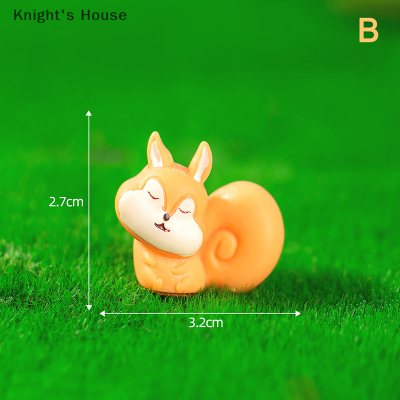 Knights House รูปปั้นกระรอกน้อยน่ารักทำจากเรซิ่นขนาดเล็กสำหรับตกแต่งภูมิทัศน์ขนาดเล็กสำหรับรถยนต์บ้านของตกแต่งเดสก์ท็อป