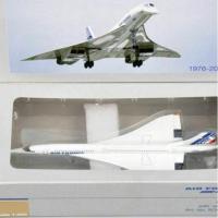 โมเดลเครื่องบิน Concorde ขนาด1:400,ของเล่นของขวัญเครื่องบิน Diecast แบบฝรั่งเศส1976-2003