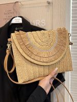 Uniqlo New Fashion version Summer popular casual woven small bag womens seaside vacation straw woven small square bag 2023 fashion simple shoulder bag