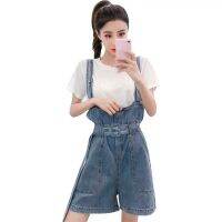 เสื้อผ้าแฟชั่นสำหรับสุภาพสตรี Suit/single web celebrity small pure and fresh and denim overalls suit summer little conjoined sling short jeans women