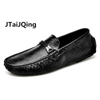 Brand New four Season Men Fashion Shoes Slip On Flat Shoes Men Casual Shoes Comfortable Leather Men Loafers Shoes