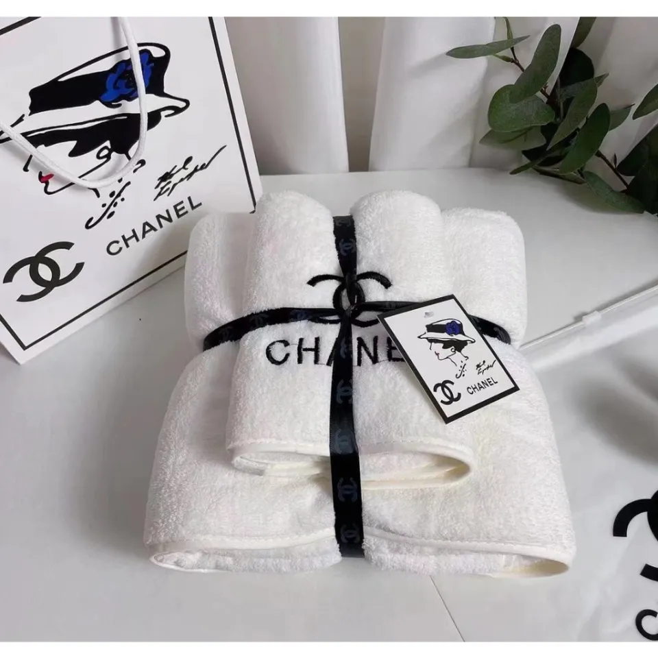 70 Beautiful Designer Bathroom Towels ideas