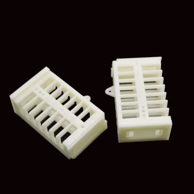 ；【‘； Beekeeping Queen Cage Queen Isolation Box Plastic Safety Multi-Ftional Stretch Hutches Queen Beekeeping Device Tools 10 Pcs