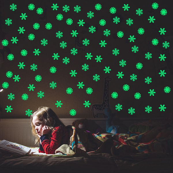 yespery-ready-stock-50pcs-christmas-3d-snowflake-luminous-wall-sticker-glow-in-the-dark-wall-decal-1