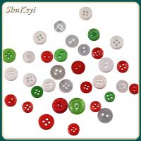 SHUKEYI 660pcs กลมกลมๆ กระดุมเรซิ่นคริสต์มาส สีแดงสีเขียวสีขาวผสม 2หลุมหรือ4หลุมบน กระดุมสีแดงสีเขียวสีขาว ทั่วไปและคลาสสิก เรซิน กระดุมสำหรับงานฝีมือ สำหรับประดับงานปาร์ตี้คริสต์มาส