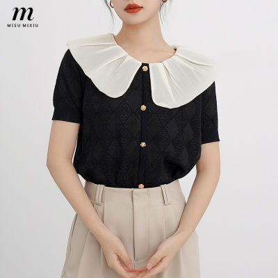MISUMIXIU เสื้อถักสีดำสไตล์ฝรั่งเศสสำหรับผู้หญิงเสื้อแขนสั้นคอตุ๊กตาดีไซน์ฤดูร้อน
