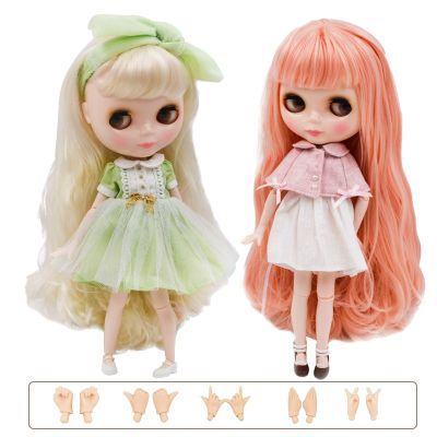 Blyth NBL Blyth BJD ตุ๊กตาบลายธ์ แบบมีข้อต่อ แขนขาขยับได้ ดวงตามี 4 สี （ไม่รวมเสื้อผ้า）