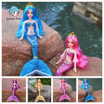 The little Mermaid Barbiestyle Barbiepink Barbiecore ชุดบาร์บี้ บาร์บี้ บาบี้ ตุ๊กตาบาร์บี้ ตุ๊กตาน่ารัก ตุ๊กตาของขวัญแต่งตัวน่ารักแวววาวเลื่อมตุ๊กตาเจ้าหญิงเงือกพลาสติกแบบเสื้อยืดแฟนคลับอนิเมะ