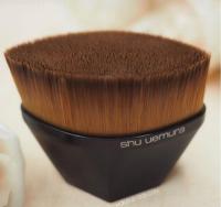 SHU UEMURA Petal 55 Foundation Brush  - black