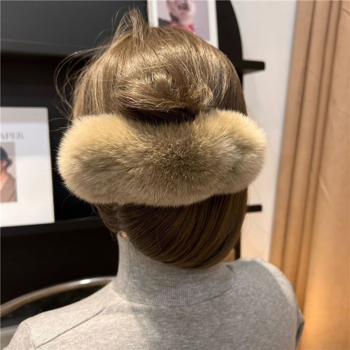new-winter-large-size-duckbill-clip-plush-hair-claw-trendy-casual-women-hair-clips-crab-barrettes-furry-solid-color-hairpin-gift