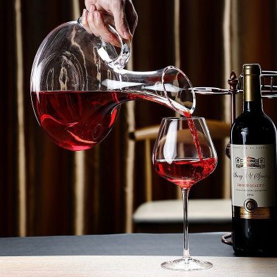 ชุดแก้วไวน์แดงทรงแก้วไวน์ขนาดใหญ่สีเบอร์กันดีของ Dihe แก้วคริสตัลใช้ในบ้านหรูหราและสร้างสรรค์