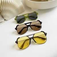 [COD] New gray sunglasses mens ins street shooting trendy large square polygonal womens anti-blue light frame